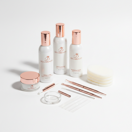Professionelles Lash Lifting Starterset von DOLLSBEAUTY - Komplettset mit Lösungen, Tools und Zubehör für langanhaltende Wimpernliftings. 